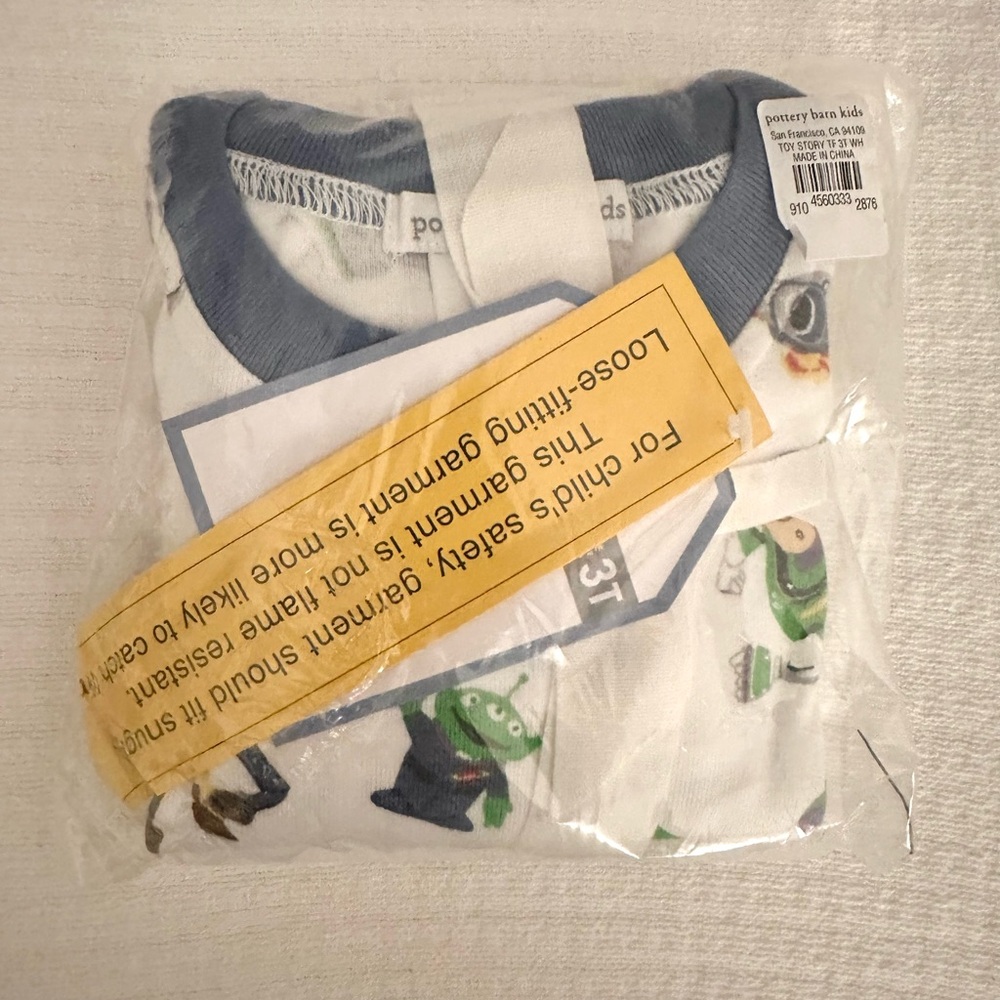 Pottery Barn Kids Toy Organic Cotton Pajamas- 3T - Picture 2 of 9